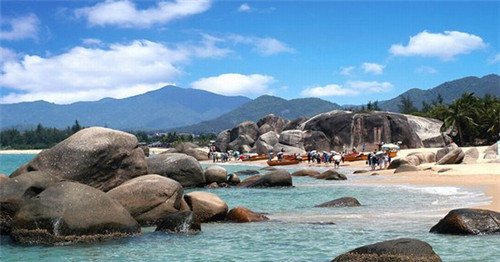 啊要辣油馄饨铺