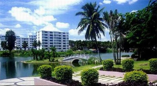 海底捞火锅加盟加盟费多少（海底捞火锅连锁加盟）